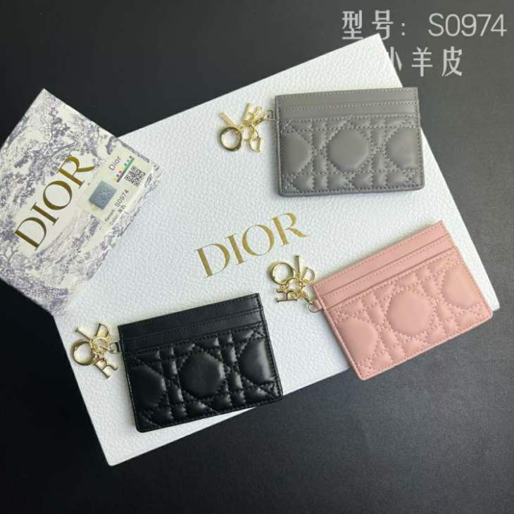 Picture of Dior Wallets _SKUfw239334169fw